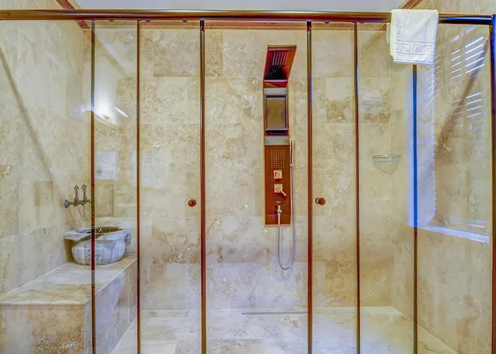 Unique Cappadocia Palace 괴레메